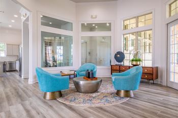 Resident lounge with hdtv entertainment